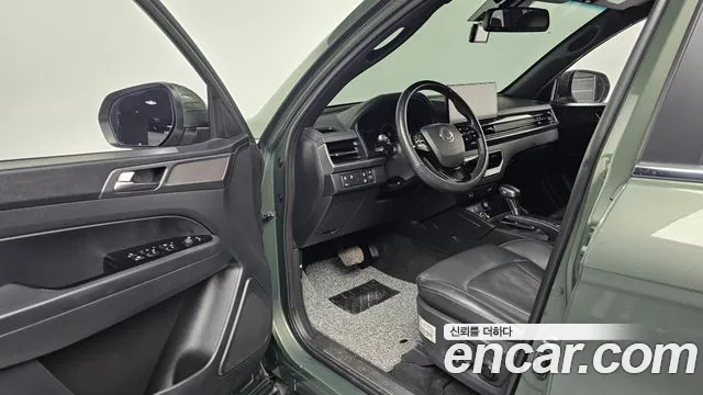 KG_Mobility_Ssangyong Rexton Новый Rexton Sport Khan Дизель 2.2 4WD — Фото автомобиля 10