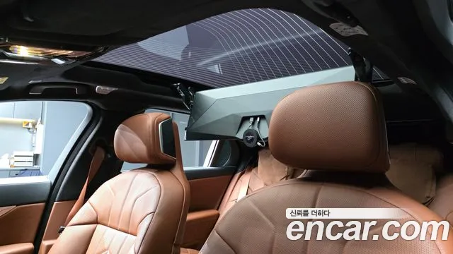 BMW 7 Series — Фото автомобиля 25