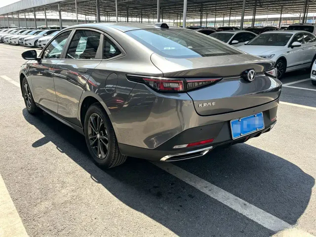 Changan Lamore — Фото автомобиля 9