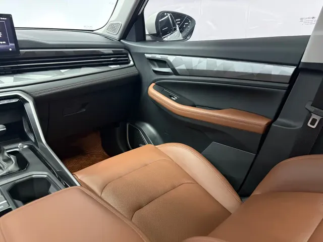 Geely Vision X6 — Фото автомобиля 10