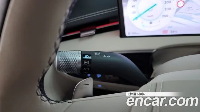 Genesis GV70 2.5T Бензин AWD — Фото автомобиля 24