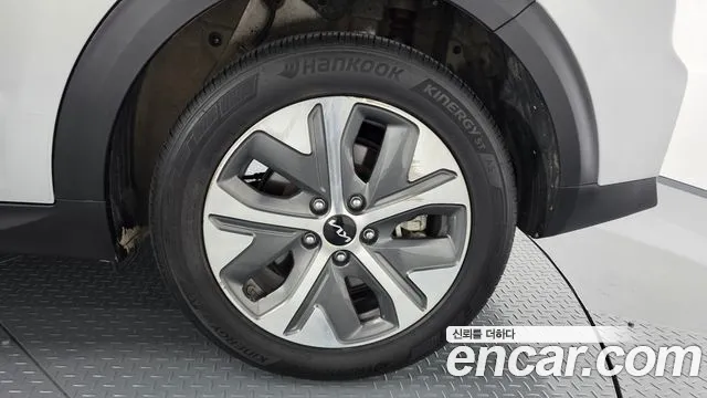 Kia Niro Niro Plus Air — Фото автомобиля 17