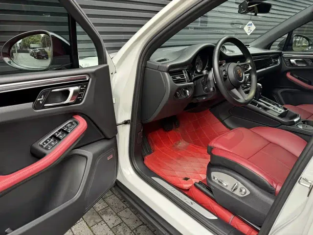 Porsche Macan — Фото автомобиля 6