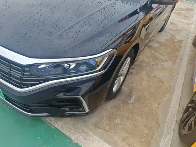 Volkswagen Passat — Фото автомобиля 23