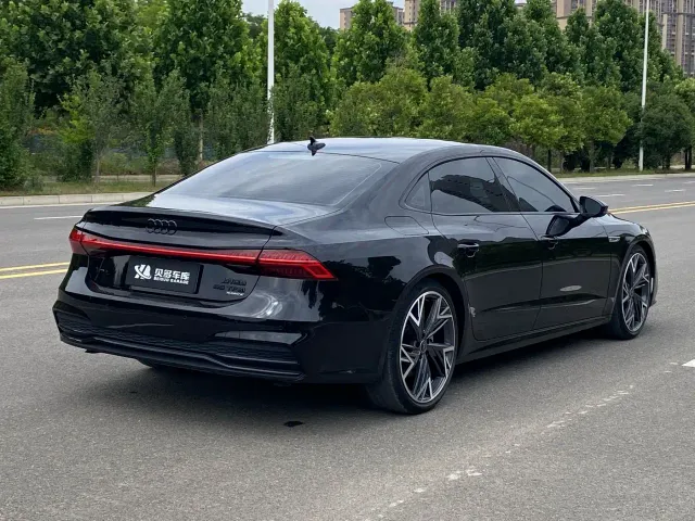 Audi A7L — Фото автомобиля 7