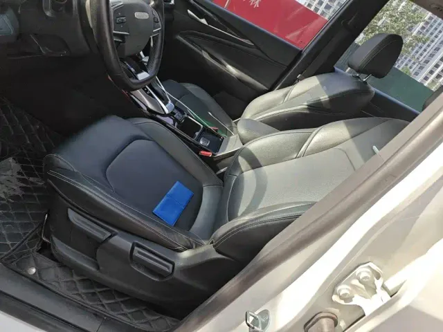 Maxus G50 — Фото автомобиля 7
