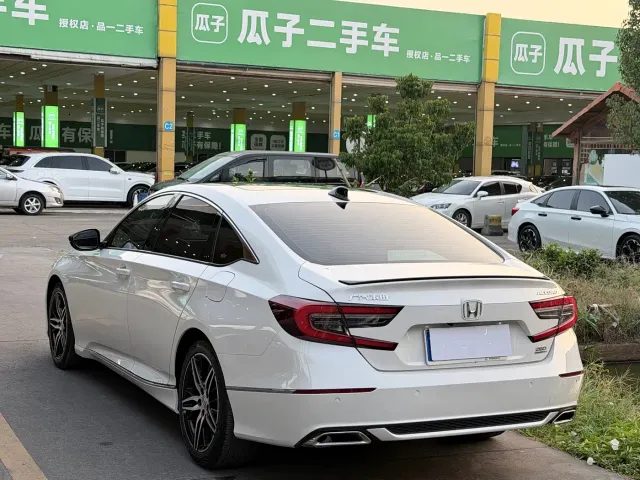 Honda Accord — Фото автомобиля 13