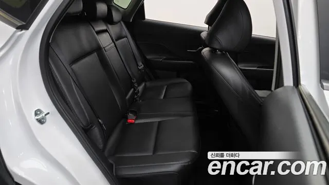 Hyundai Kona Kona (SX2) Бензин 1.6 турбо 2WD — Фото автомобиля 11