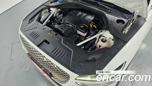 Genesis GV70 2.5T Бензин AWD — Фото автомобиля 6