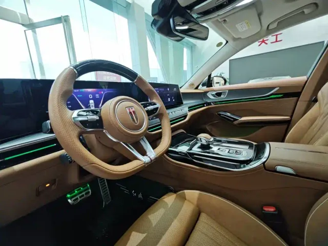 Hongqi H9 — Фото автомобиля 5