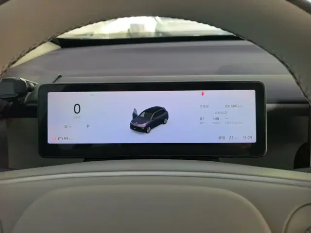 Leapmotor B10 — Фото автомобиля 11