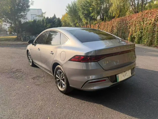 BYD Qin PLUS — Фото автомобиля 5