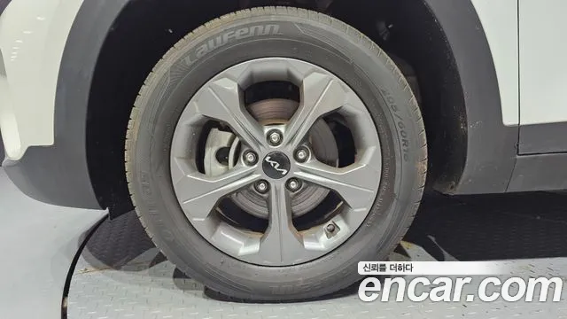 Kia Seltos Новый Seltos Бензин 2.0 2WD — Фото автомобиля 4