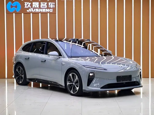 Nio ET5 Touring — Фото автомобиля 3