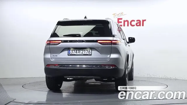 Jeep Cherokee WL — Фото автомобиля 4