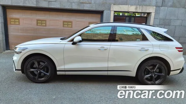 Genesis GV70 — Фото автомобиля 2