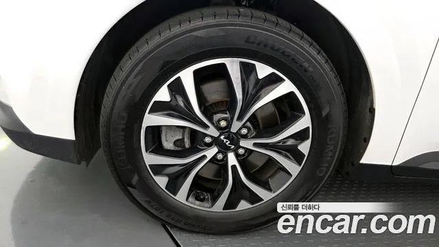 Kia Canival Carnival 4 поколение Дизель 9 мест Prestige — Фото автомобиля 5