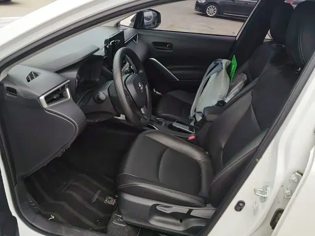 Toyota Corolla Cross — Фото автомобиля 14