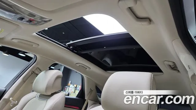 Genesis GV70 — Фото автомобиля 27