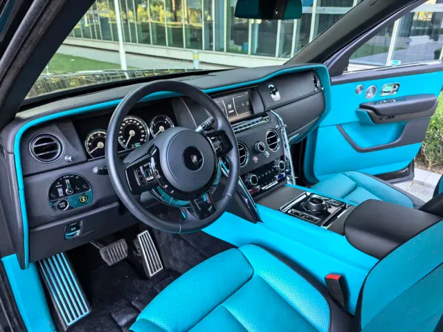 Rolls-Royce Cullinan — Фото автомобиля 23