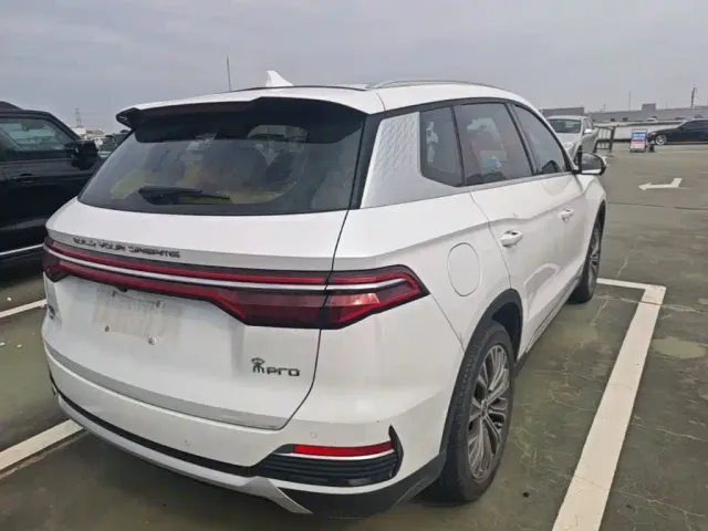 BYD Song Pro — Фото автомобиля 6