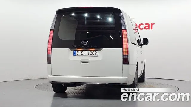Hyundai Staria — Фото автомобиля 4