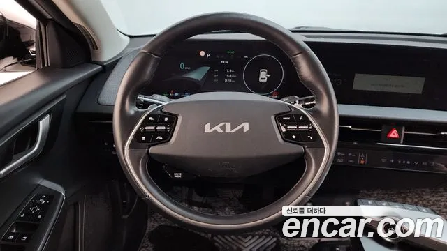 Kia EV6 — Фото автомобиля 13