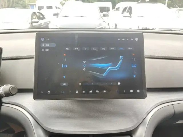 BYD Seal 05 DM-i — Фото автомобиля 12
