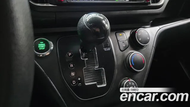 Kia RAY Новый Kia Ray Фургон — Фото автомобиля 7
