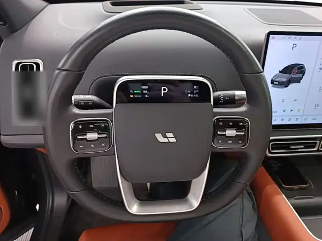 Li Auto L7 — Фото автомобиля 10