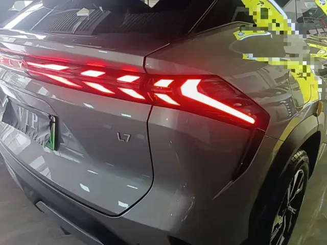 Geely Galaxy L7 — Фото автомобиля 7