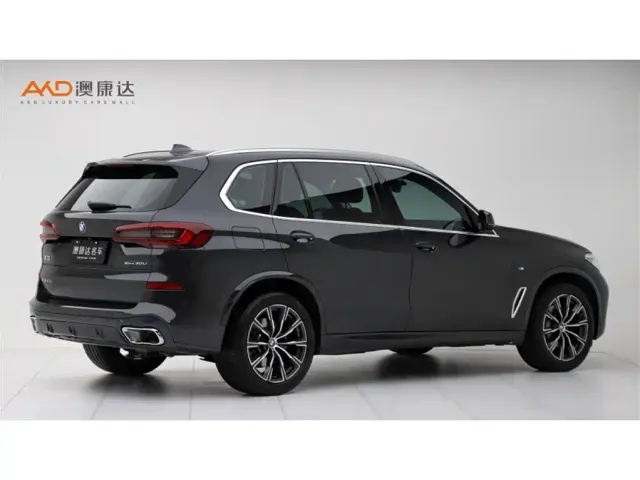 BMW X5 — Фото автомобиля 3