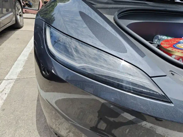 Tesla Model 3 — Фото автомобиля 23