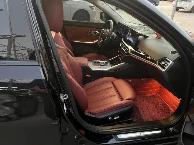 BMW 3 Series — Фото автомобиля 10