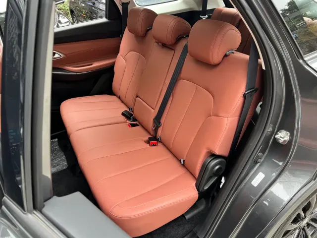 Changan CS75 — Фото автомобиля 9