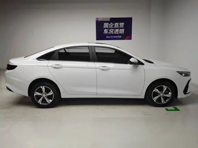 Geely Emgrand L — Фото автомобиля 7