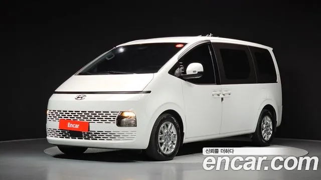 Фотография автомобиля — Hyundai Staria