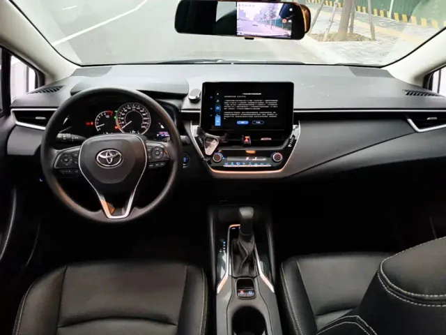 Toyota Corolla — Фото автомобиля 9