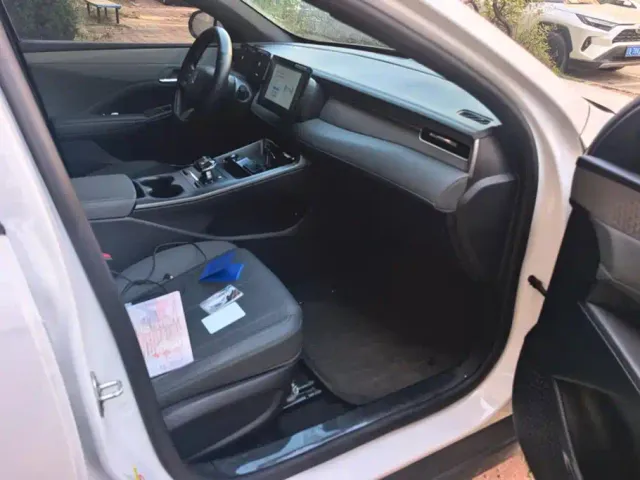 BYD Qin PLUS — Фото автомобиля 8