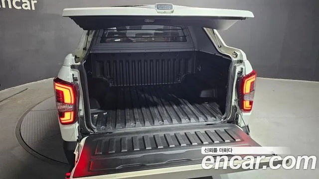 KG_Mobility_Ssangyong Rexton Новый Rexton Sport Дизель 2.2 4WD — Фото автомобиля 20
