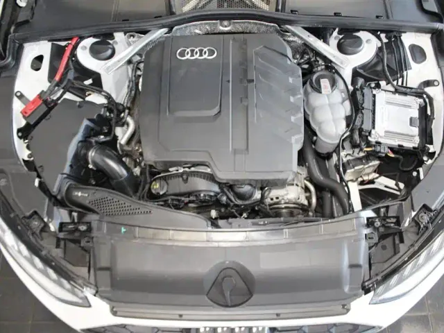 Audi A4L — Фото автомобиля 12