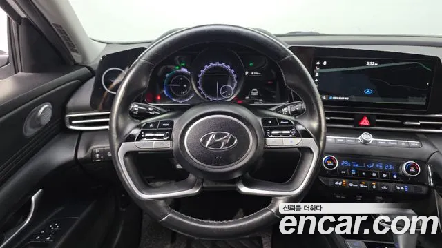 Hyundai AVANTE Modern — Фото автомобиля 15