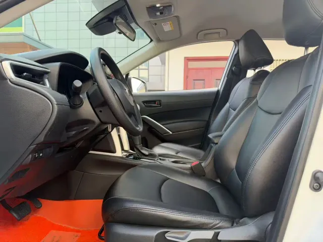 Toyota Corolla Cross — Фото автомобиля 8