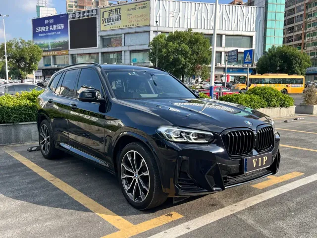 BMW X3 — Фото автомобиля 3