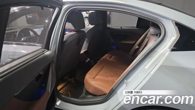 BMW 5-Series 5 серия (G60) 530i xDrive M Sport — Фото автомобиля 9