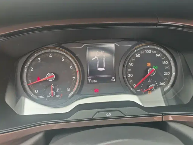 Volkswagen Tharu — Фото автомобиля 11