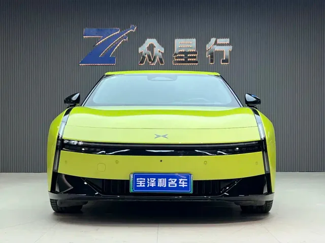 Xpeng P7 — Фото автомобиля 2