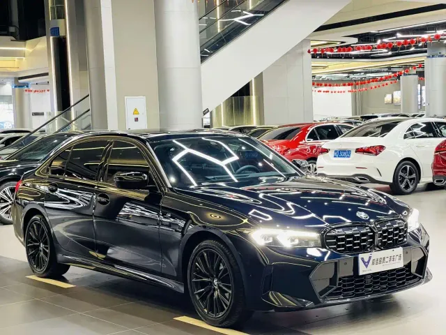 BMW 3 Series — Фото автомобиля 3
