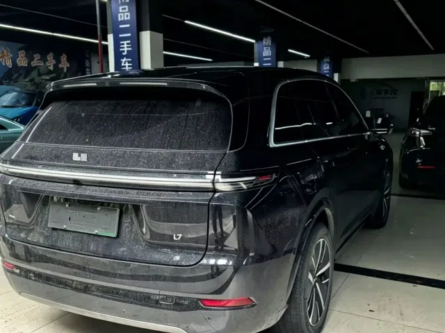Li Auto L7 — Фото автомобиля 4