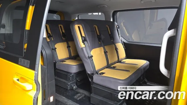 Hyundai Staria — Фото автомобиля 11